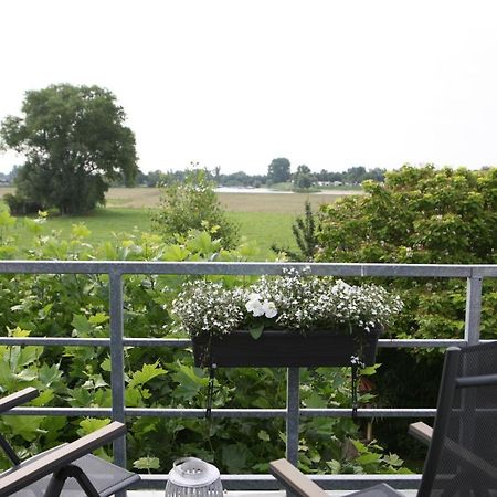 Prins Van Poederoijen Exteriér fotografie